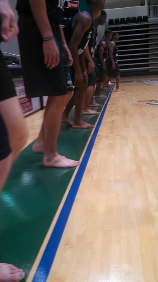 barefoot athletes